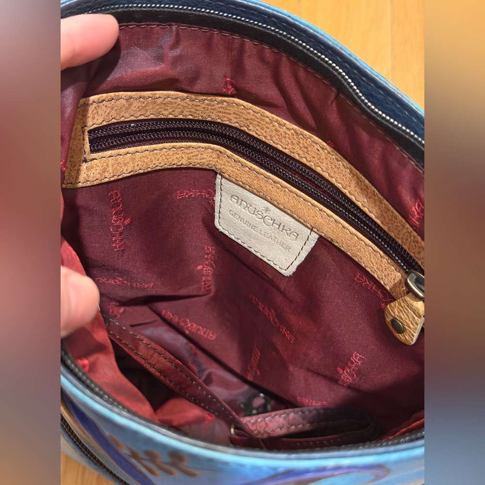 Anna by Anuschka Small Multi Compartment Zip-Arou… - image 14